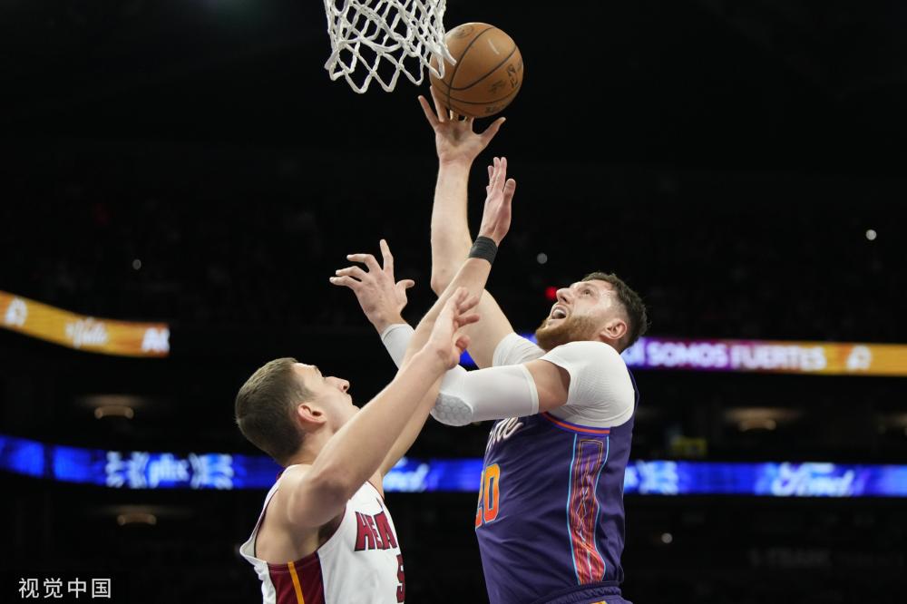 的激烈竞争 的激烈竞争