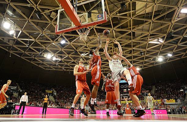 锁定胜利 锁定胜利