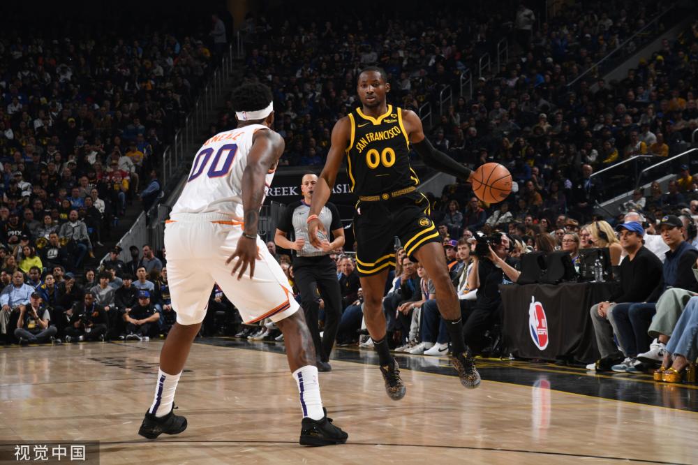 出身背景并 出身背景并